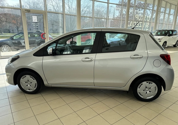 Toyota Yaris cena 37500 przebieg: 142578, rok produkcji 2015 z Częstochowa małe 497